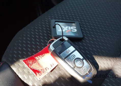 2025 Ford Escape St-Line z USA, uszkodzony, nr VIN 1FMCU0MN5SUB34467